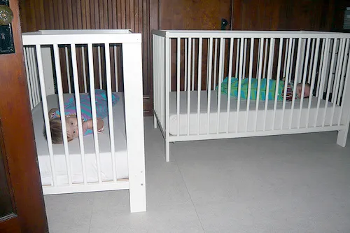 L shaped crib store for twins