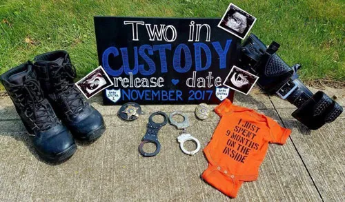 twins surprise announcement, surprise pregnancy, twins pregnancy